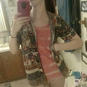 Retro Hawaiian button down short sleeve shirt